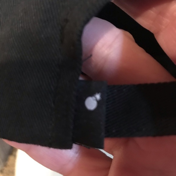 👟The Classics “Bomb” Cap - Picture 5 of 6